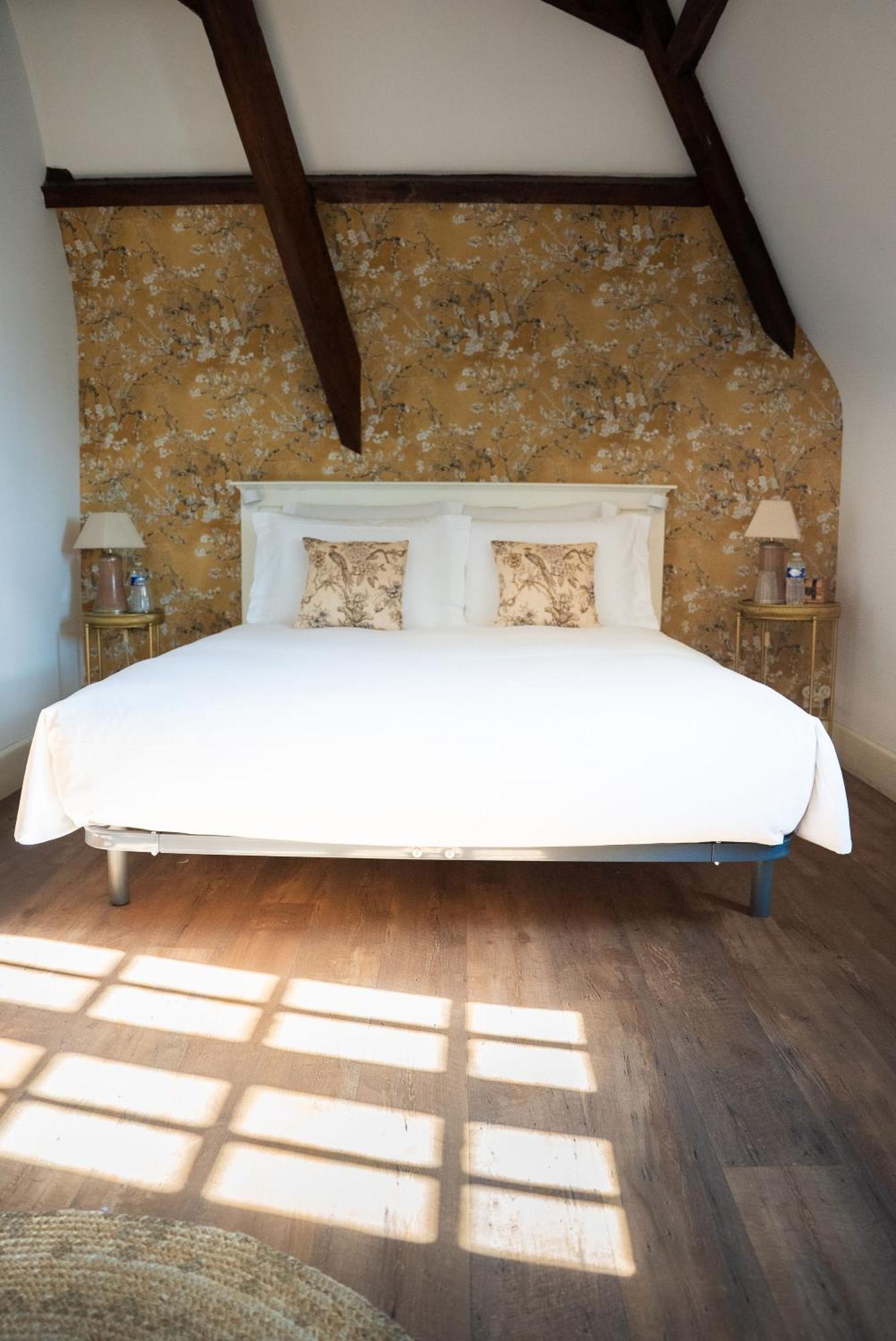 La Meffrais 1741 Bed & Breakfast Dinan Ngoại thất bức ảnh